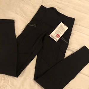 Lululemon Toasty Tech I Tight II leggings